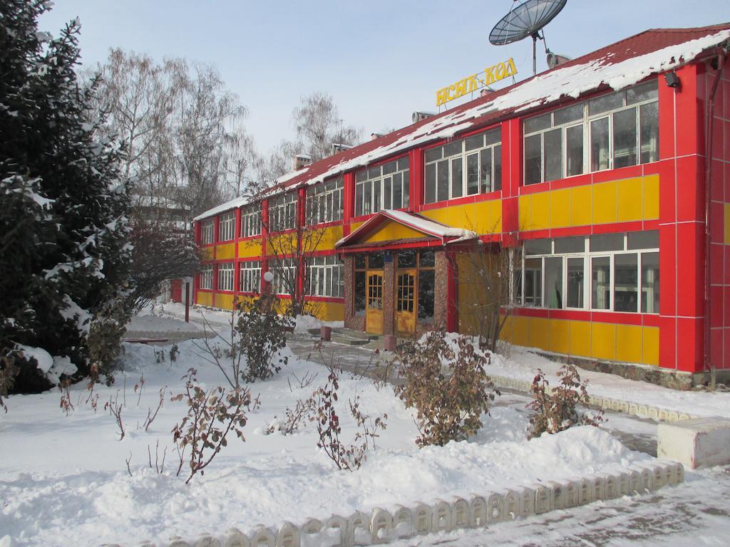 Otel Issyk-Kul Karakol Buitenkant foto