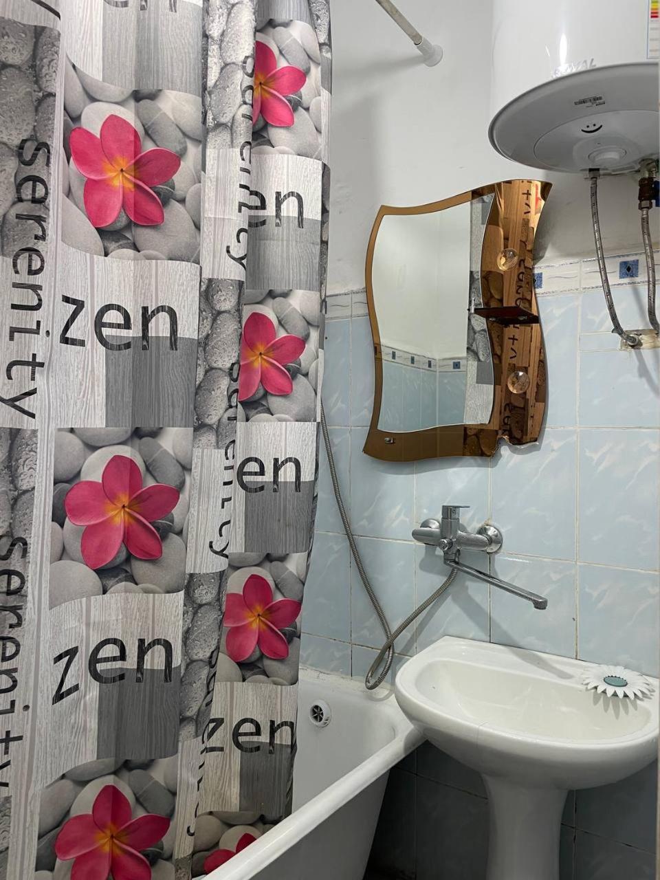 Otel Issyk-Kul Karakol Buitenkant foto