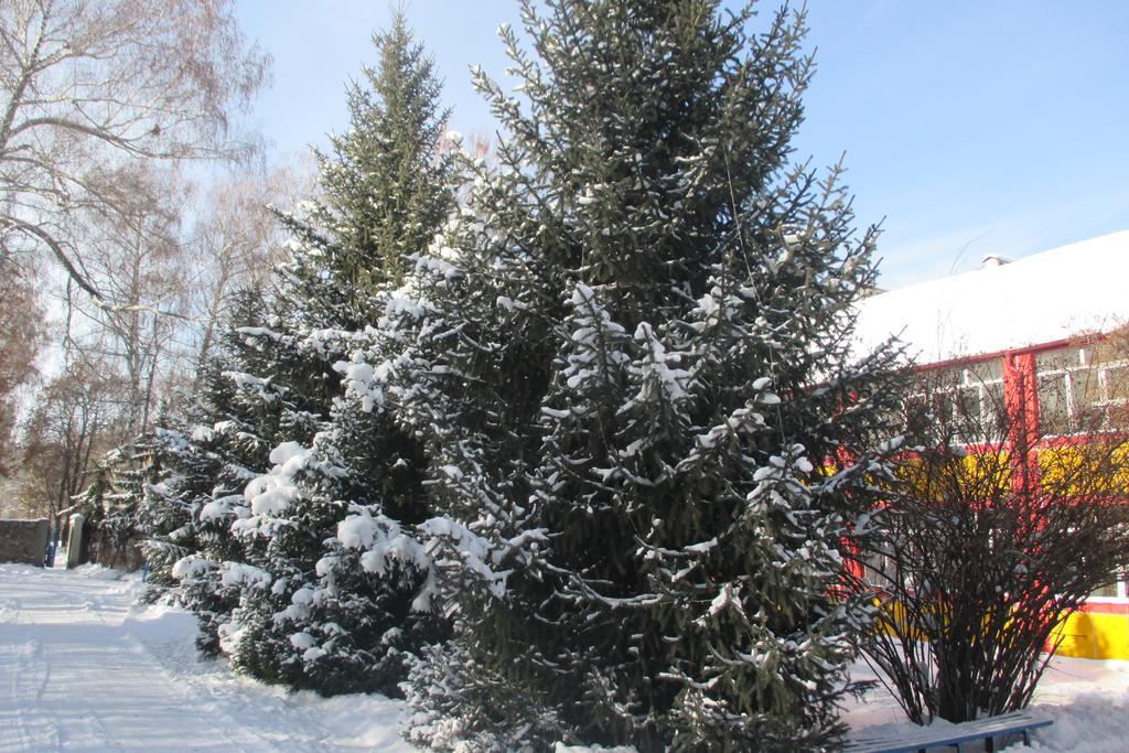 Otel Issyk-Kul Karakol Buitenkant foto