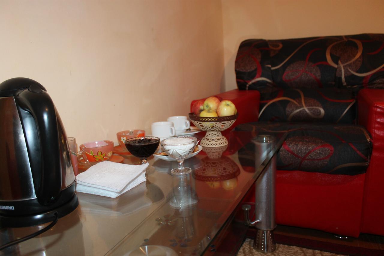 Otel Issyk-Kul Karakol Buitenkant foto