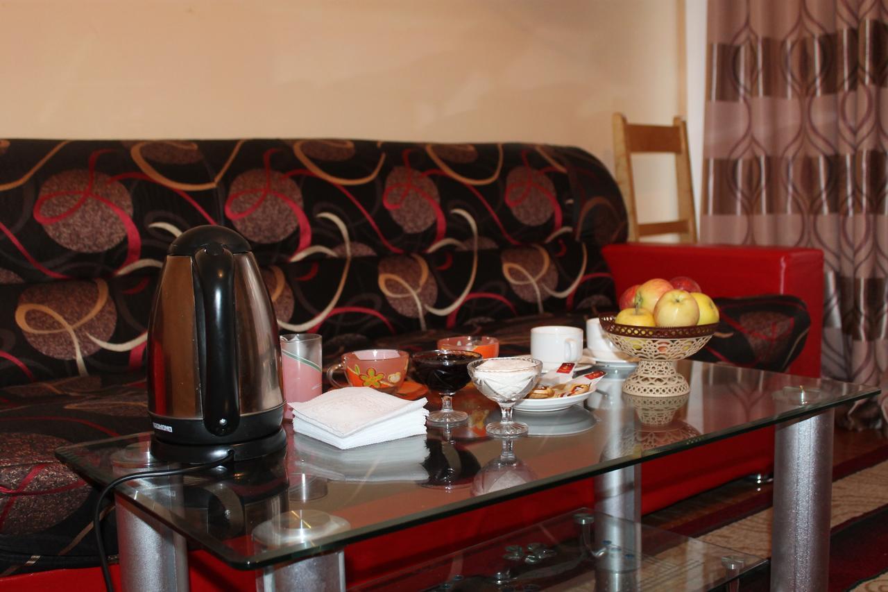 Otel Issyk-Kul Karakol Buitenkant foto